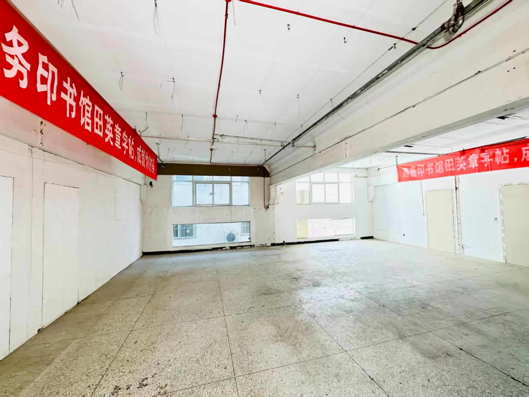 中迈上阳城建议再强化“人工智能算力中心、AI应用孵化、数字经济示范园”等产业概念，会更符合产业园招商语言_COPY